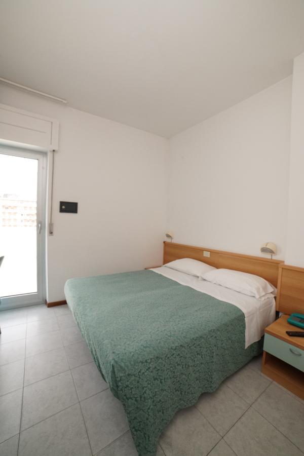 Club Hotel Le Nazioni Montesilvano Luaran gambar